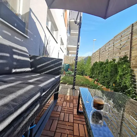 Aero Garden 5 Min To Airport Parking Brno