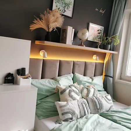 Apartament Aero Garden 5 Min To Airport Parking