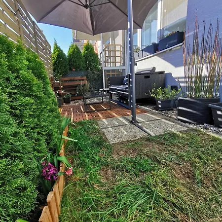 Apartament Aero Garden 5 Min To Airport Parking